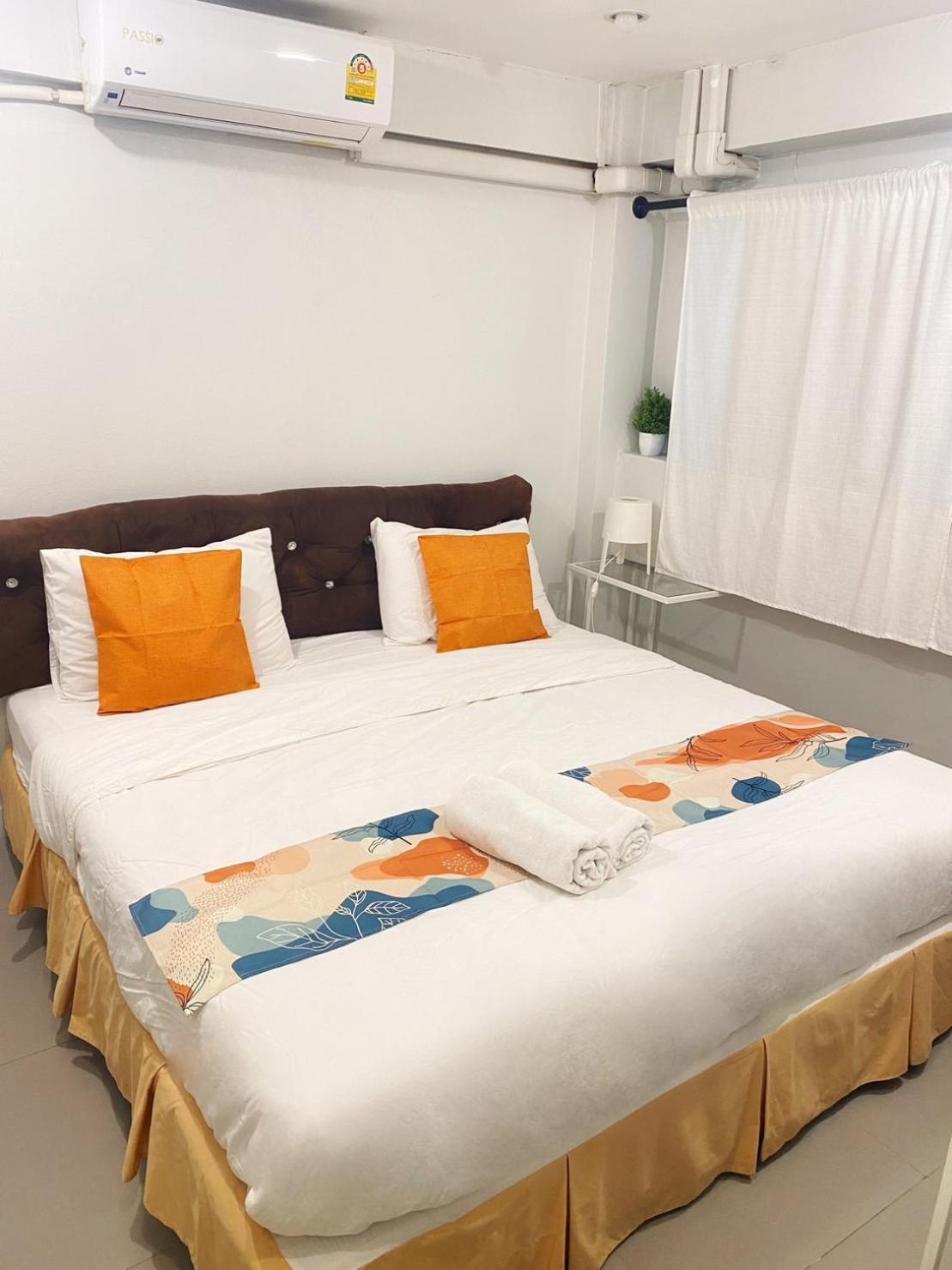 101 Seoul Hostel Bangkok Buitenkant foto